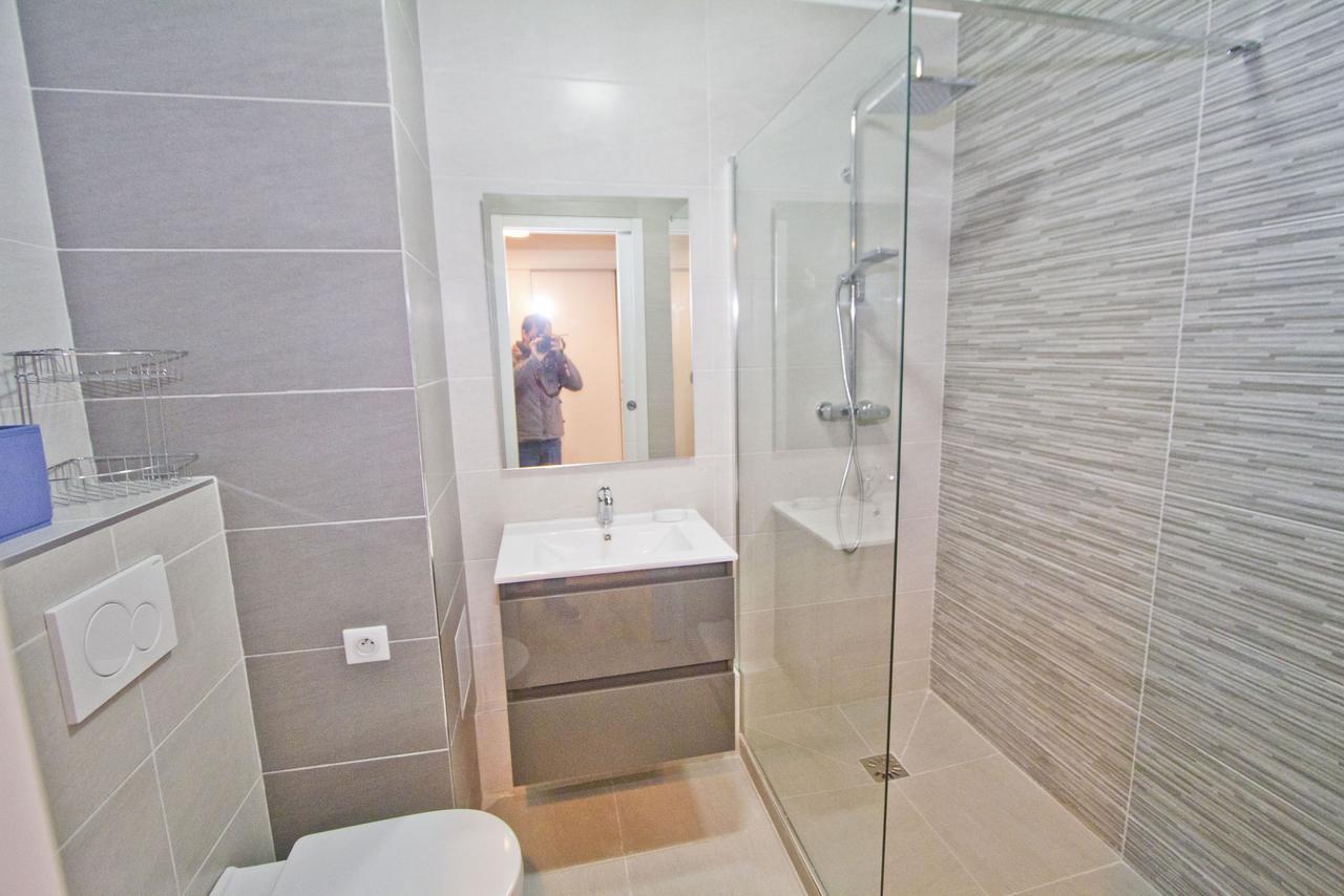 ניס Promenade Holiday - Cosy Sea Front Studio מראה חיצוני תמונה