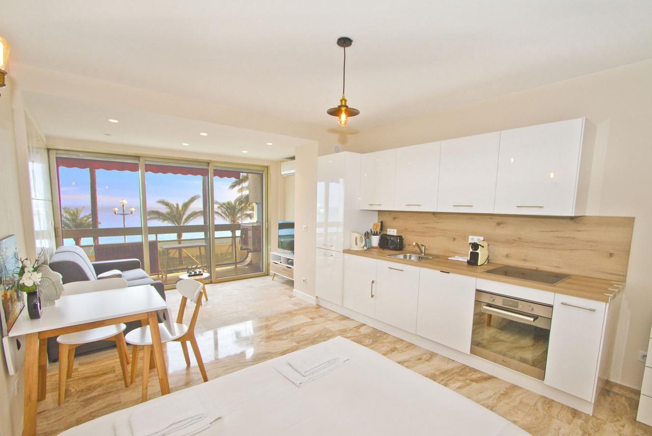 ניס Promenade Holiday - Cosy Sea Front Studio מראה חיצוני תמונה