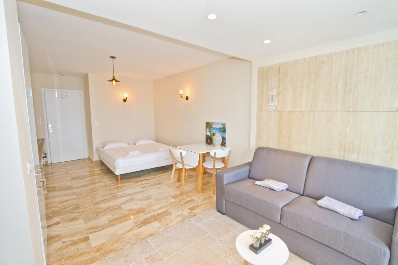ניס Promenade Holiday - Cosy Sea Front Studio מראה חיצוני תמונה
