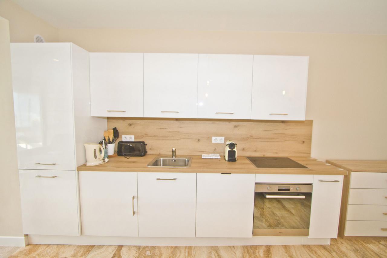 ניס Promenade Holiday - Cosy Sea Front Studio מראה חיצוני תמונה